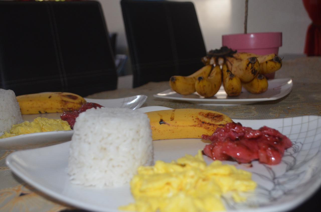 El Taraw Bed & Breakfast Puerto Princesa Екстер'єр фото